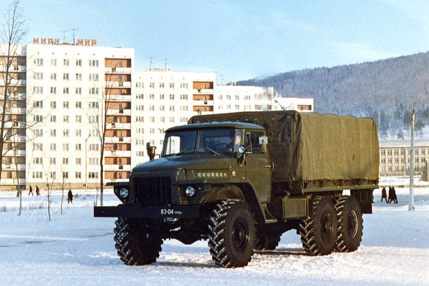 Урал 4320 в 1977 году