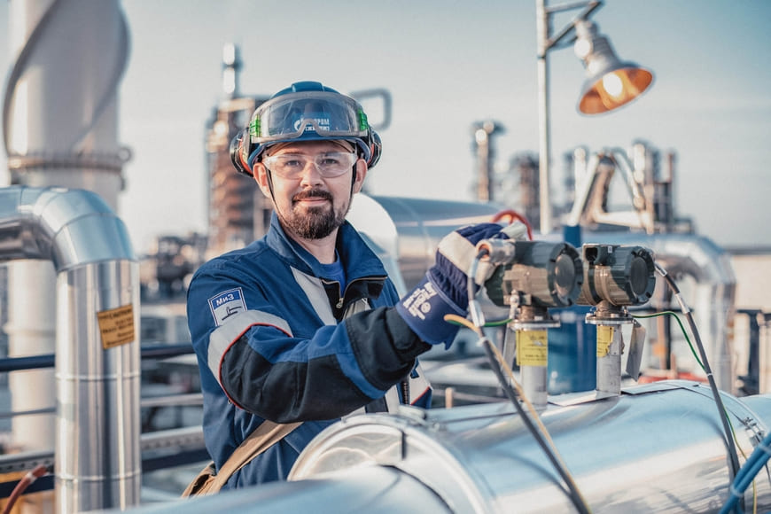 «Газпром нефть» повысит глубину переработки нефти на своих НПЗ почти до 100%