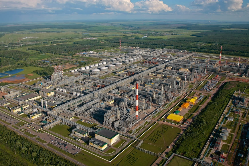 «Татнефть» и Минэнерго РФ заключили инвестиционное соглашение о развитии глубокой переработки нефти
